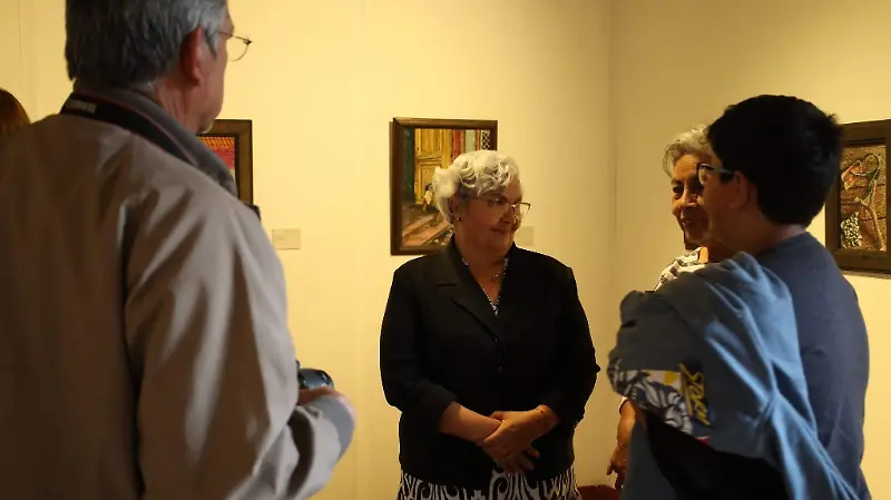 Matilde ofreció un recorrido por su muestra.